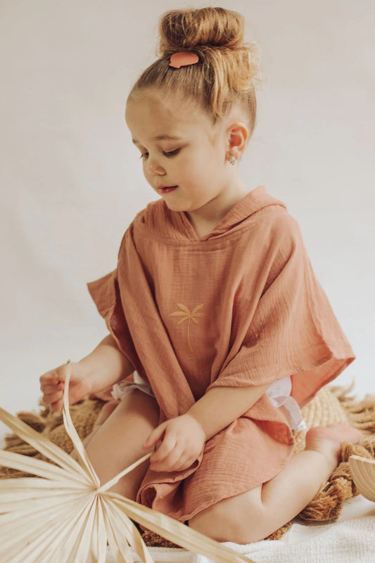 Clover and Bear Paradise Palms Beach Poncho