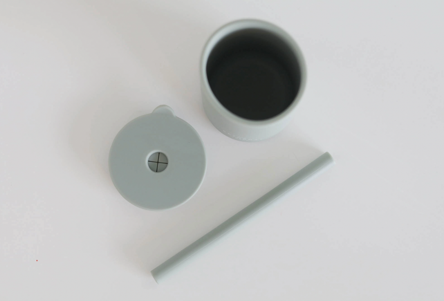 The Saturday Baby Silicone Straw Cup