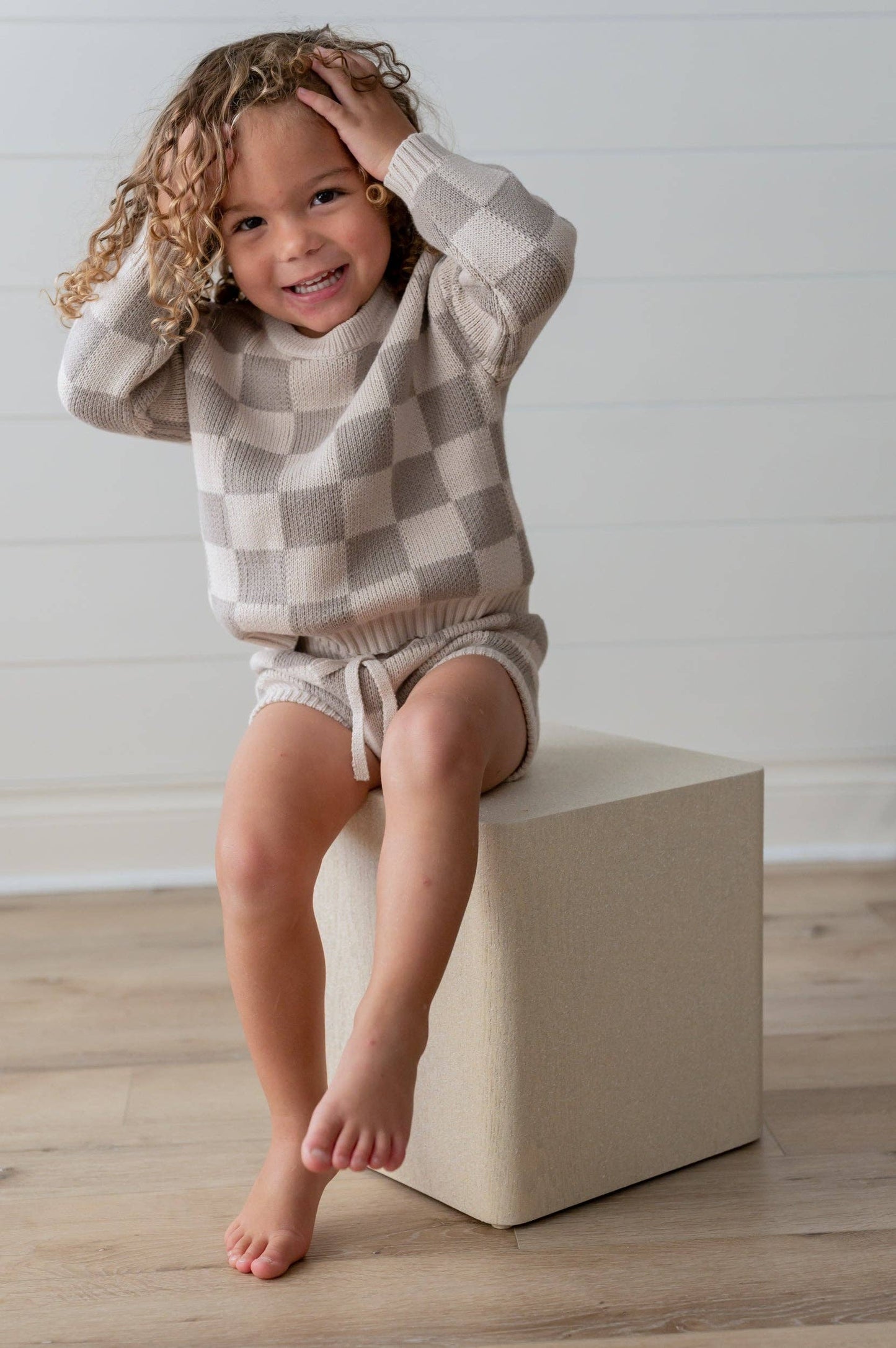 Yooushi Checkered Knit Sweater