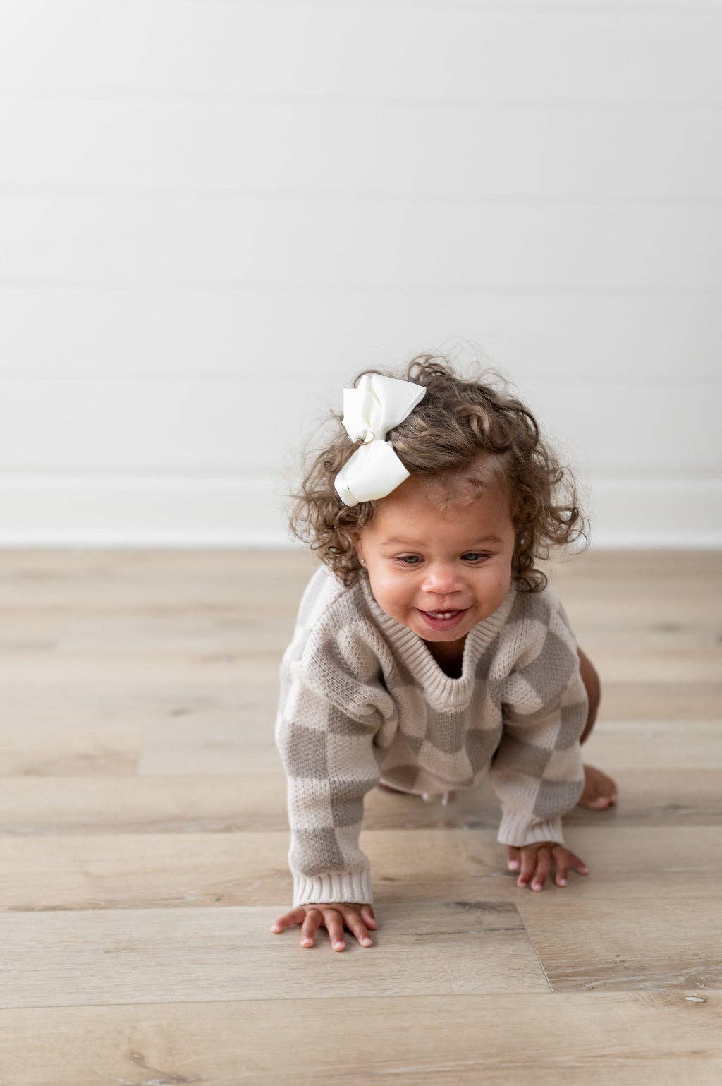 Yooushi Checkered Knit Sweater