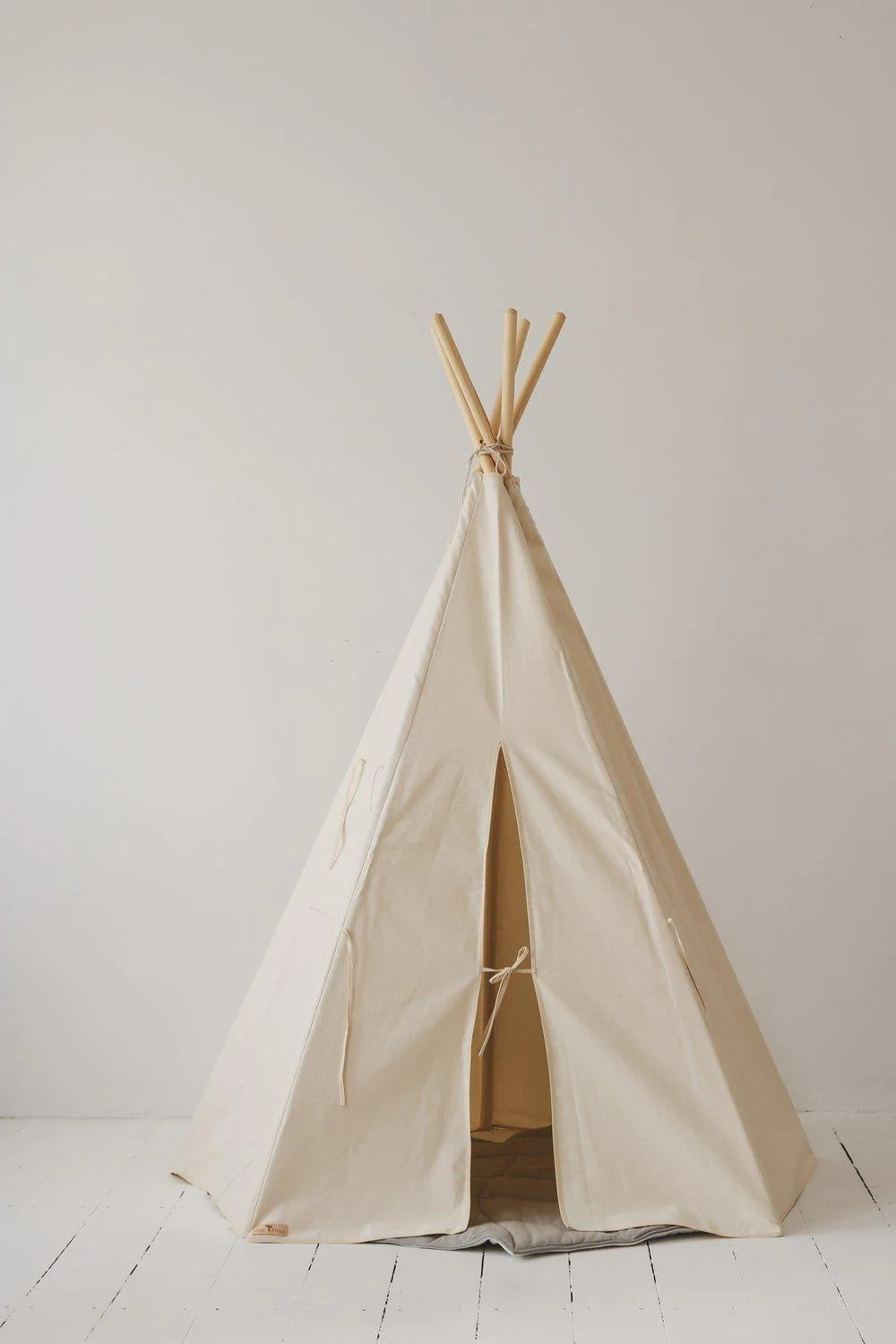 Moi Mili Beige Teepee Tent